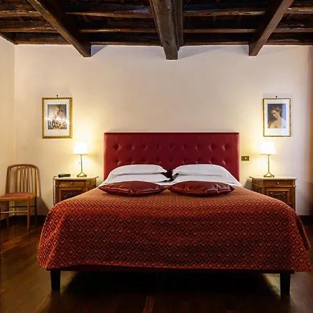 Domus Julia Gasthuis Rome