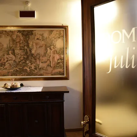 Pensión Domus Julia Trevi - Spagna Roma