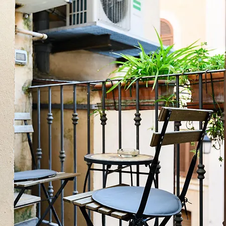Domus Julia Trevi - Spagna 4*