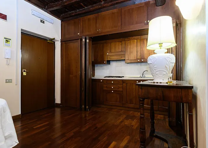 Domus Julia Trevi - Spagna 4* Róma