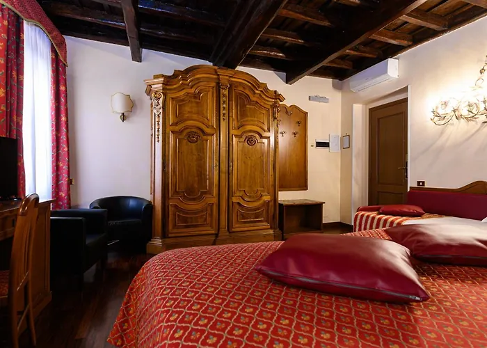 Vendégház Domus Julia Trevi - Spagna Róma