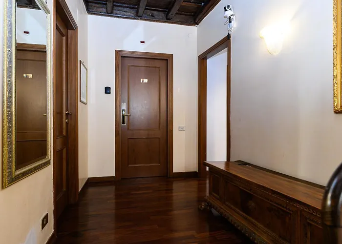 Domus Julia Trevi - Spagna Vendégház