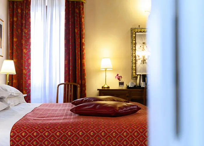 Domus Julia Trevi - Spagna Vendégház 4*