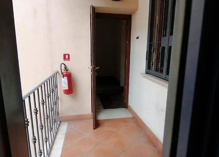 Domus Julia Trevi - Spagna 4* Róma