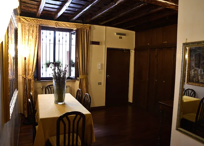 Domus Julia Trevi - Spagna