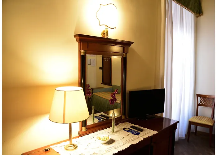 Domus Julia Trevi - Spagna Vendégház Róma