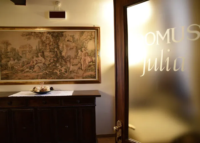 Vendégház Domus Julia Trevi - Spagna Róma