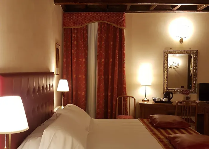 Domus Julia Trevi - Spagna 4*